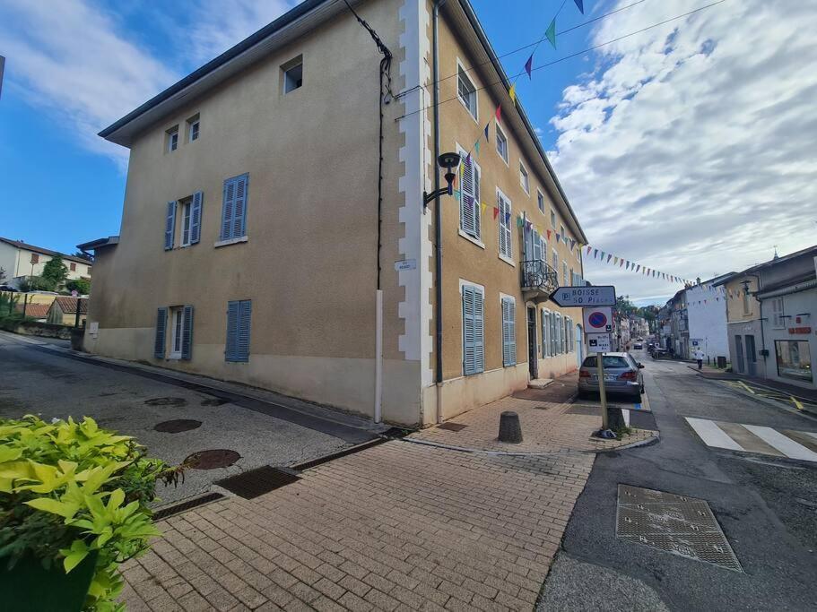 Bel Appartement Meximieux Centre Ville 2 Chambres Kültér fotó
